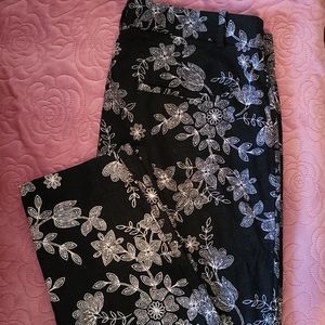 Ann Taylor floral crop dress pants